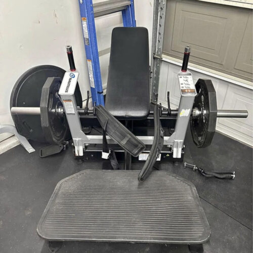 Nautilus Glute Drive